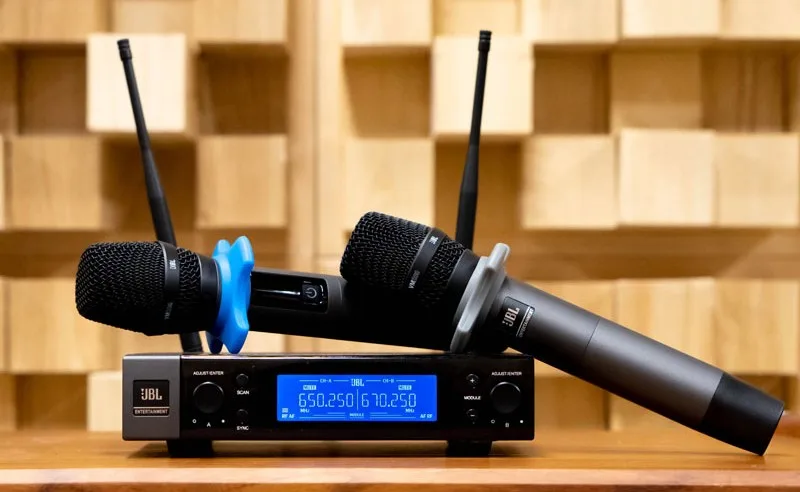 Micro JBL VM200 chính hãng