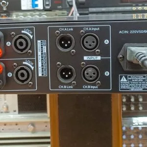 Cục đẩy công suất CADX 24 Plus chính hãng, mặt phay nhôm 23 Hình mặt sau sản phẩm cục đẩy công suất CADX Model MA- 24Plus