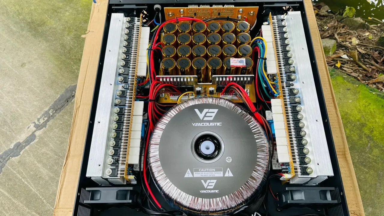 Cục đẩy 4 kênh V3 Acoustic V1500 Plus 8 Cục đẩy 4 kênh V3 Acoustic V1500 Plus - Ảnh 5